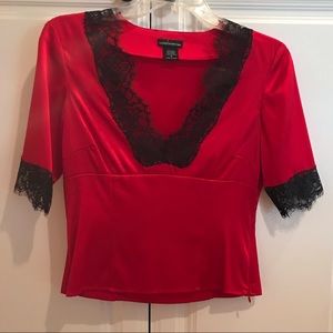 Silk Moda International Blouse with lace detail